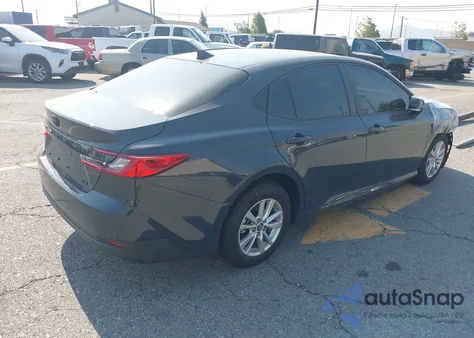 2025 Toyota Camry Le z USA, uszkodzony, nr VIN 4T1DAACK6SU174390